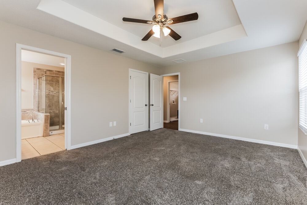 Building Photo - 10721 Shady Preserve Dr