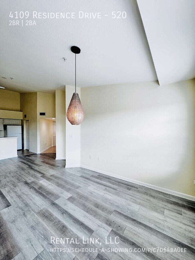 Building Photo - 4109 Residence Drive