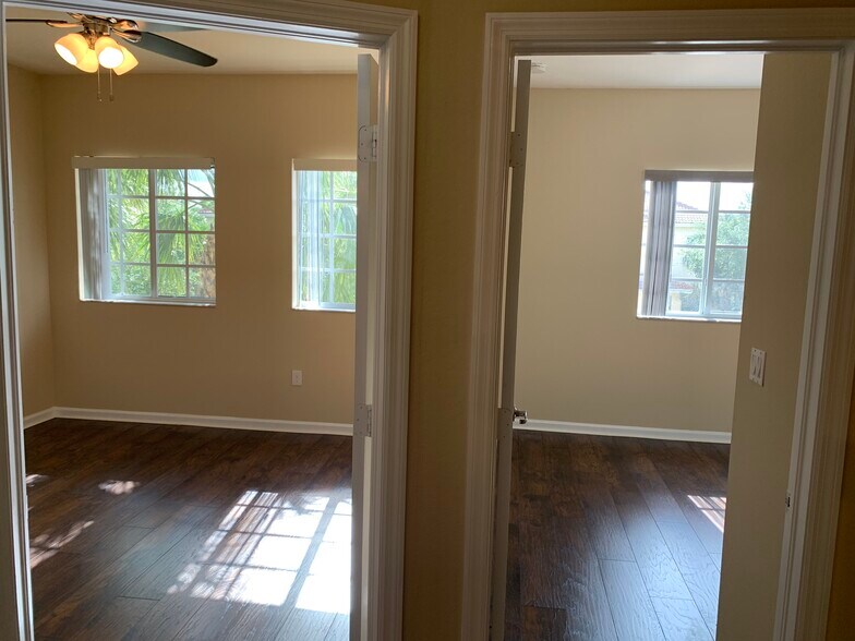 Building Photo - 3236 NW 31st Ter