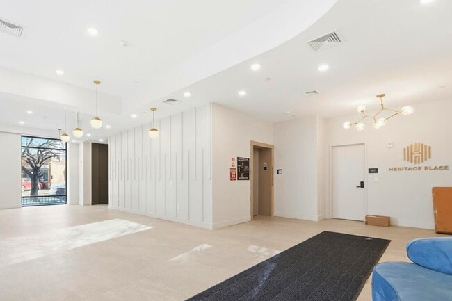 Building Photo - 35 Orchard St