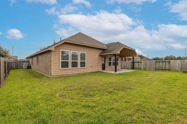 Building Photo - 16007 David Hill Ln