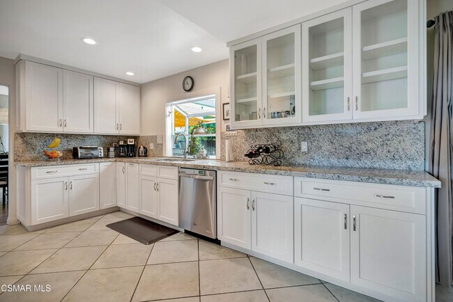 Building Photo - 2207 Rusticpark Ct