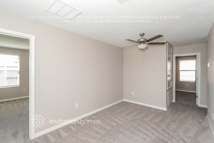 Building Photo - 7785 Silver Berry Ct