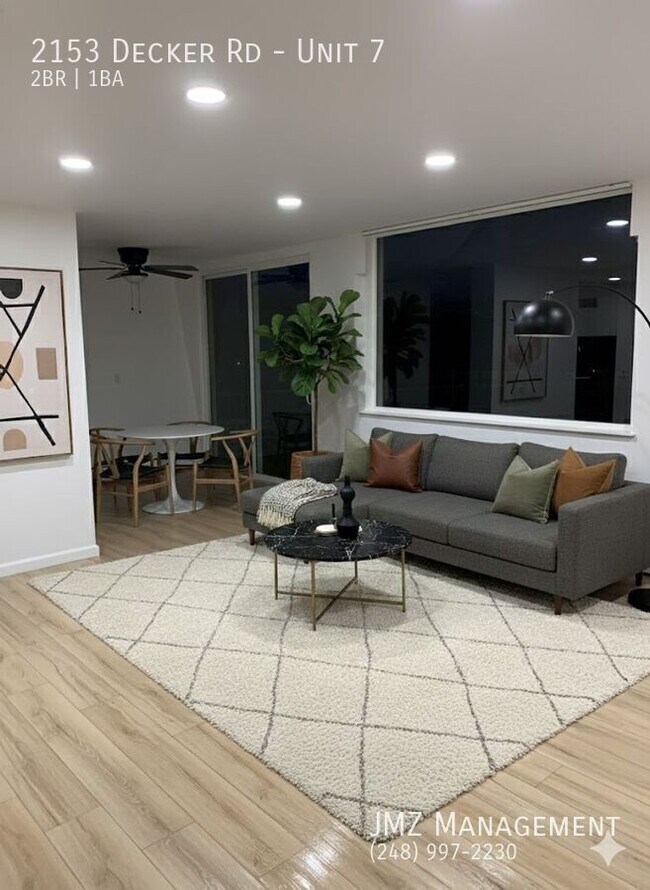 Building Photo - 2153 Decker Rd