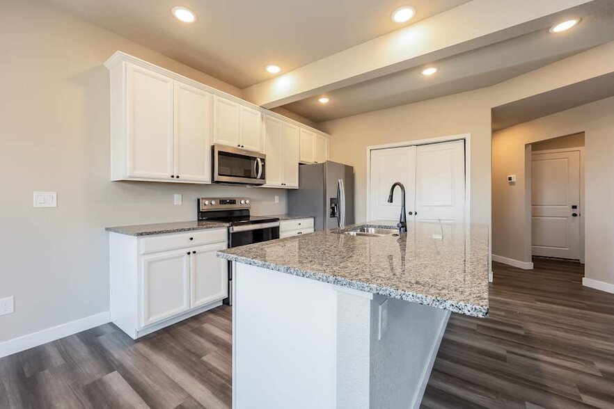 Primary Photo - 11423 Piping Plover Pl