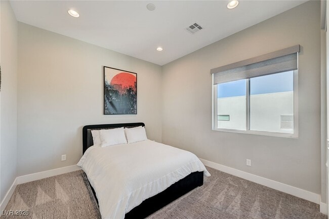 Building Photo - 4056 Desert Trce Ct