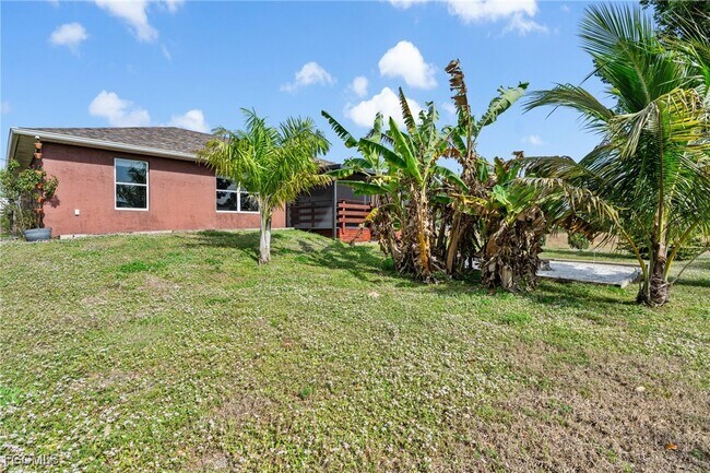 Building Photo - 2613 39th St SW