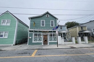 Building Photo - 35 Hanover St