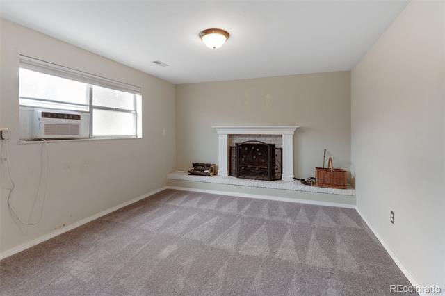 Building Photo - 3940 Oberding Dr