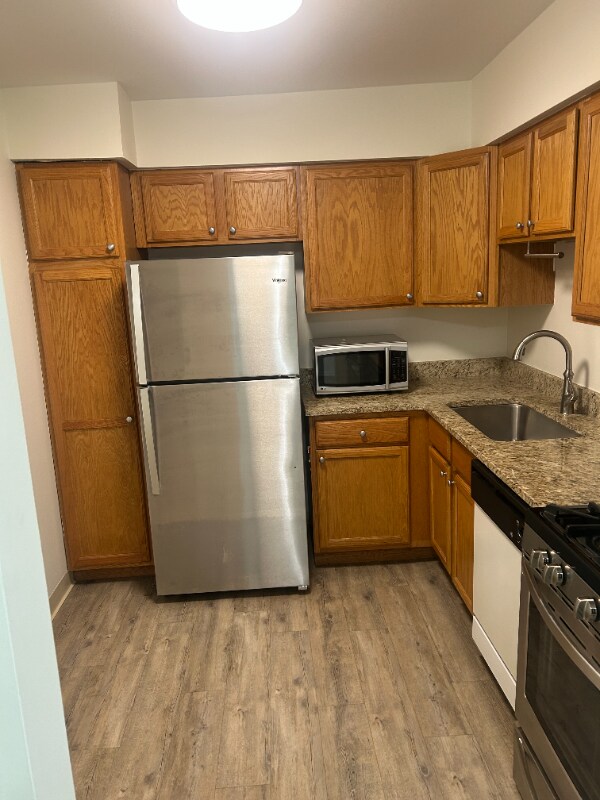 Building Photo - 1455 N Winslowe Dr