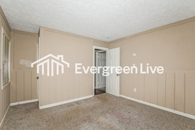 Building Photo - 3202 Donald Ave