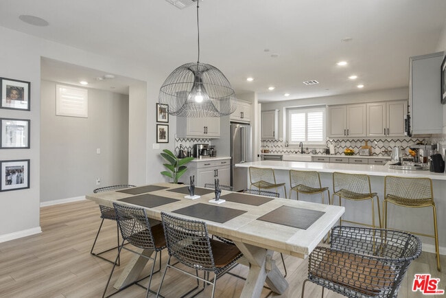 Building Photo - 756 Daniel Freeman Cir