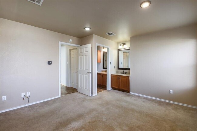 Building Photo - 12808 Chime Dr