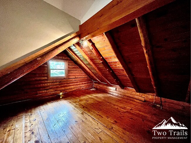 Building Photo - 3 BED/2 BATH CABIN NEAR OSCEOLA LAKE
