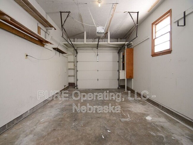 Building Photo - 4921 Bancroft St