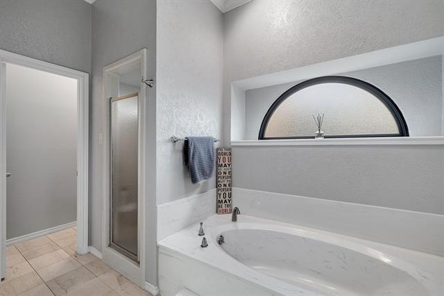 Building Photo - 14773 Bedivere Ct