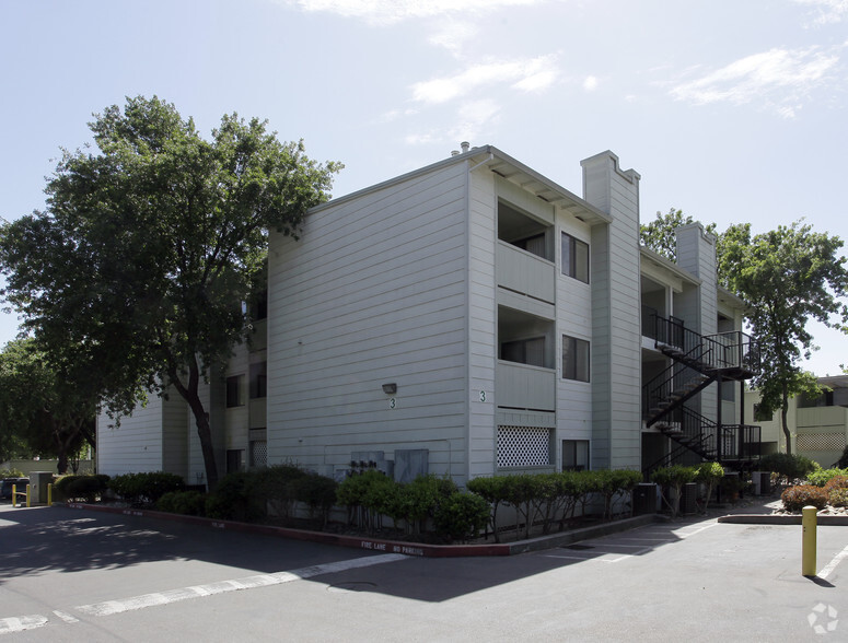 Primary Photo - Marconi Village Apartments