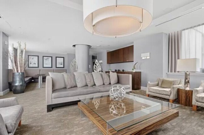 Building Photo - 479 Washington Blvd