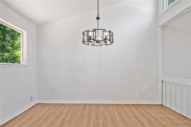 Building Photo - 4050 Daron Ct