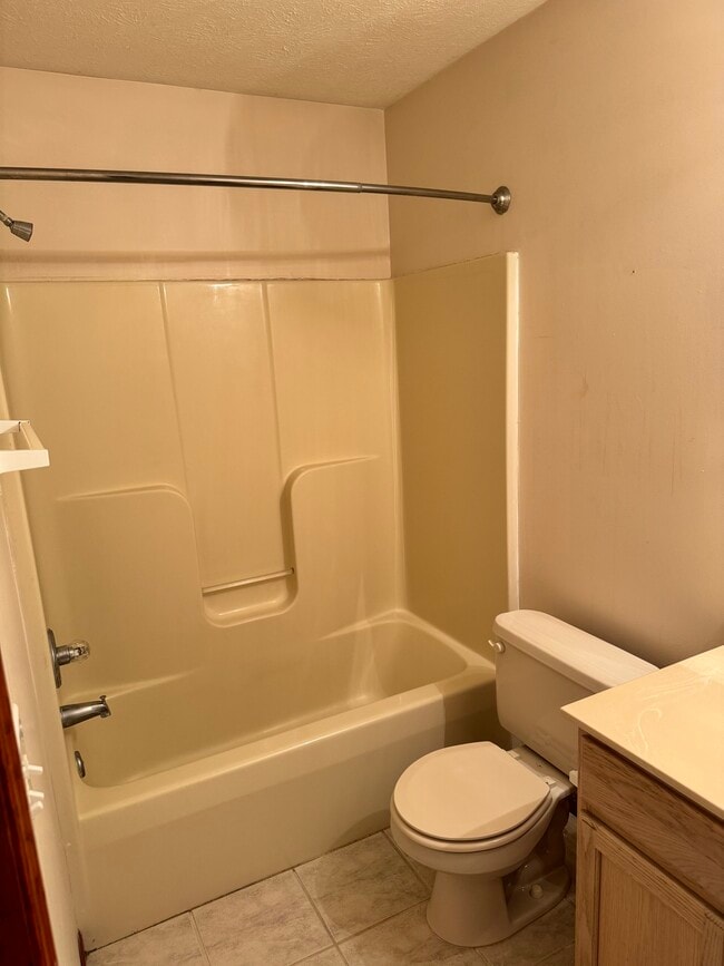 Building Photo - 5125 Echovale St NW