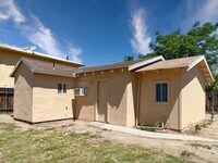 Building Photo - 525 N 4th St