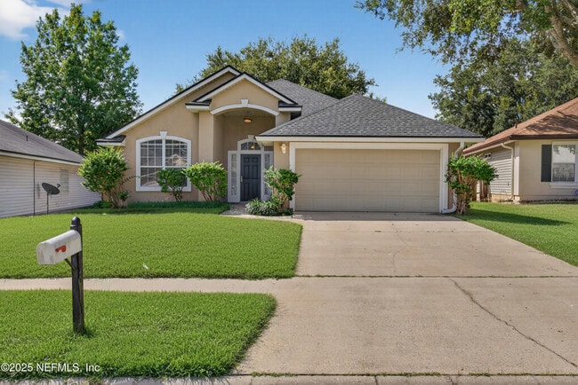 Building Photo - 2821 Cross Creek Dr