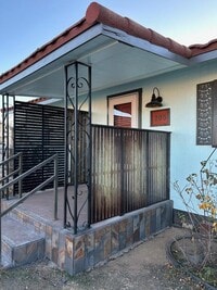 Building Photo - 205 S 11th St