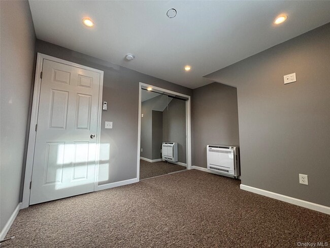 Building Photo - 45 Waterstone Rd