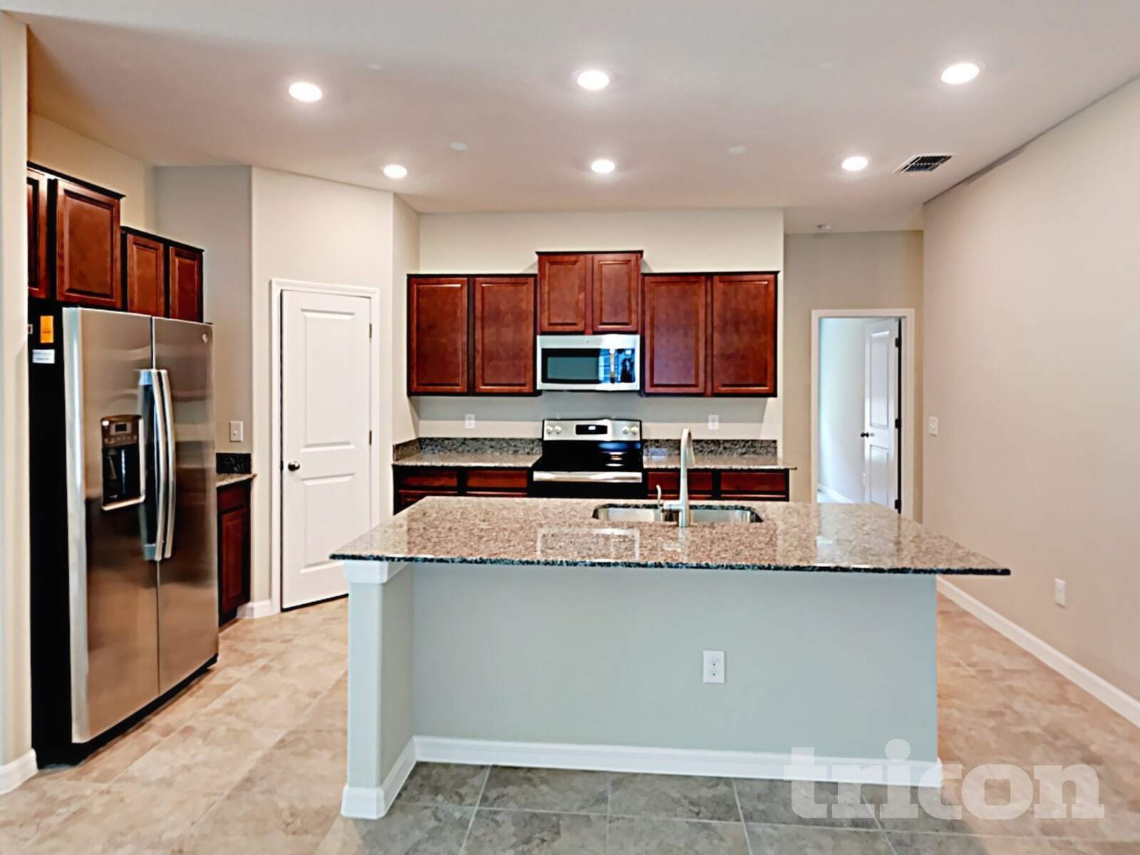 Building Photo - 1614 Broad Winged Hawk Dr