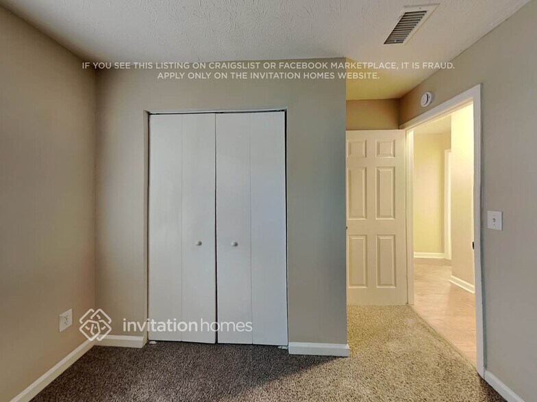 Building Photo - 3156 Fescue Cir