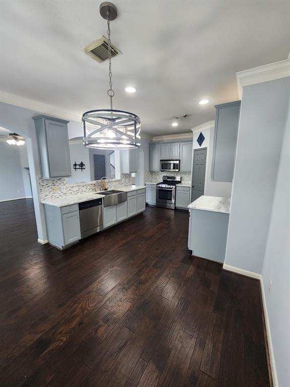 Building Photo - 16935 Jelly Park Stone Dr
