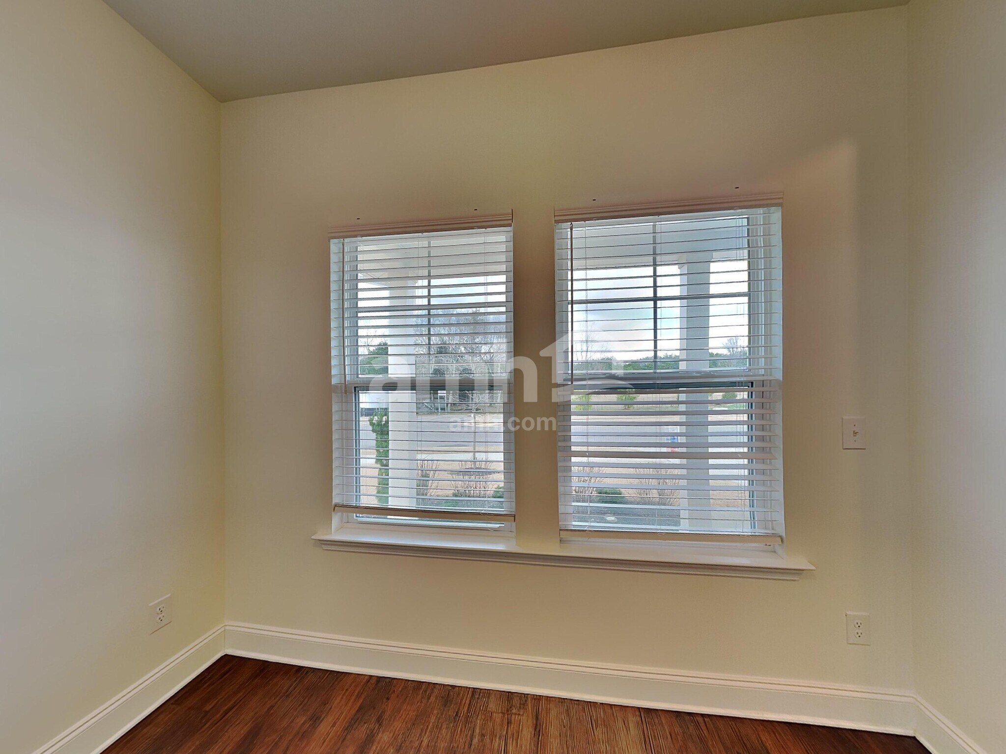 Building Photo - 5924 Hagar Vly Dr