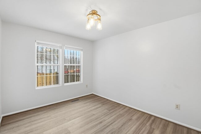 Building Photo - An inviting opportunity to make your next move truly feel like home.