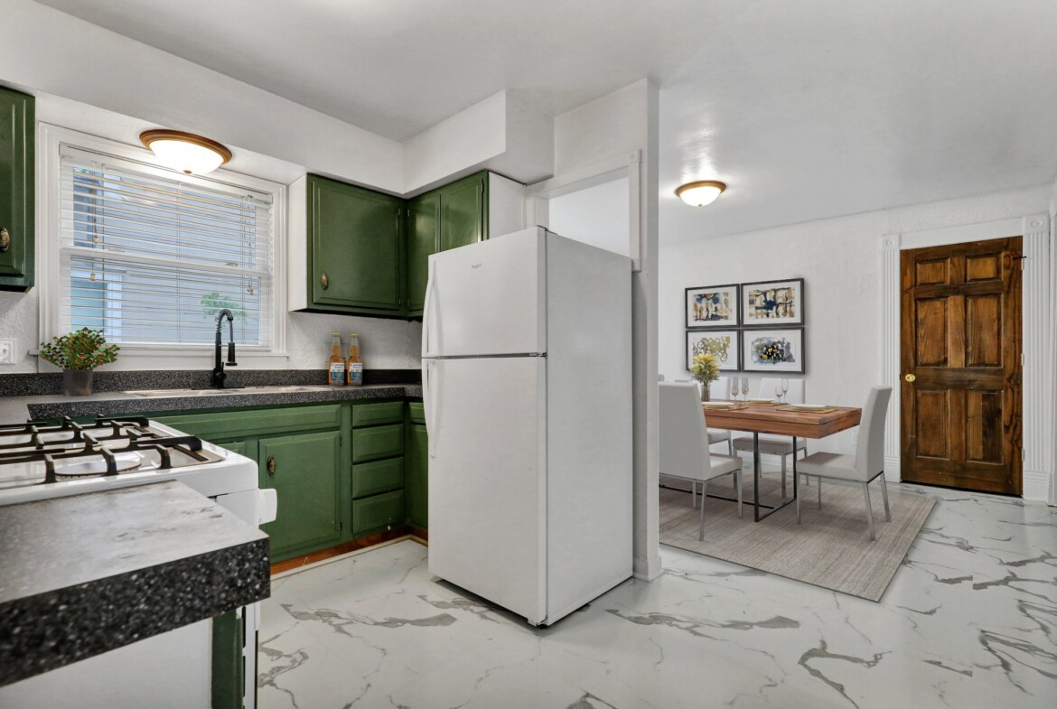 Building Photo - 716 N Walnut St