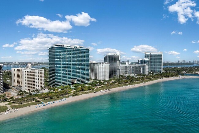 Building Photo - 10205 Collins Ave