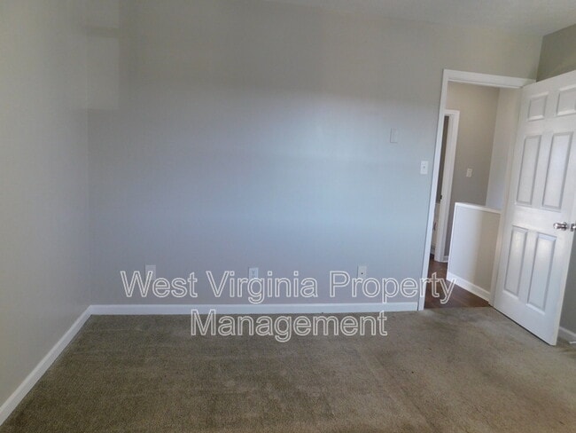 Building Photo - 3648 Davis Stuart Rd