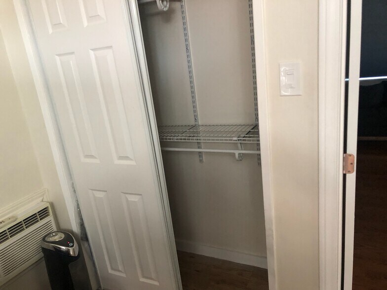 Master closet - 1522 Sanborn Ave