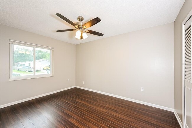 Building Photo - 809 Largo Ct