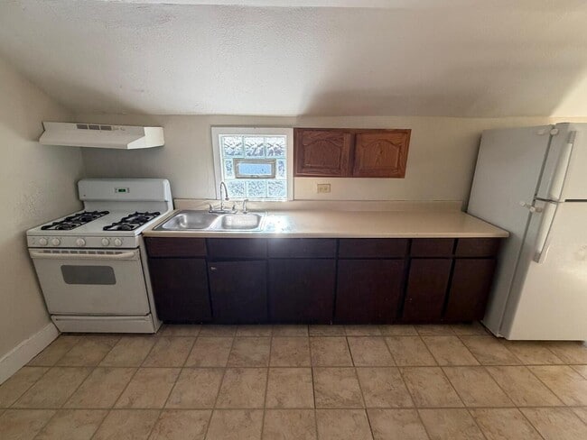 Building Photo - 321 S M.L.K. Jr Ave