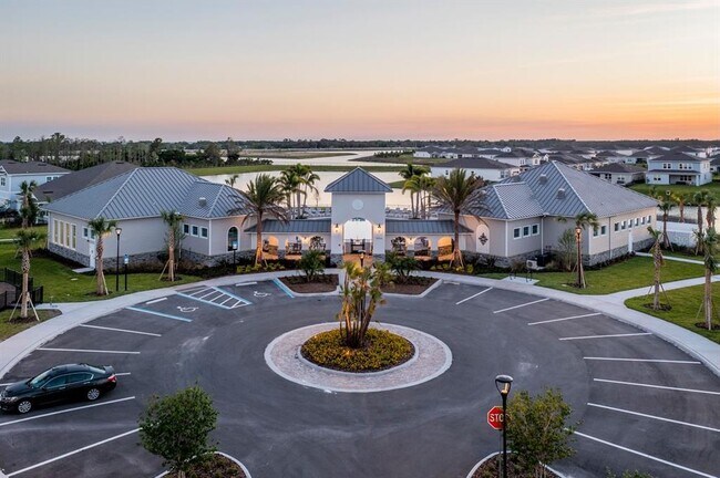 Building Photo - 14210 Lanikai Beach Dr