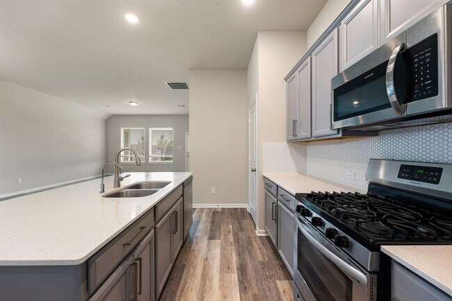 Building Photo - 2715 Chestnut Oak Cir