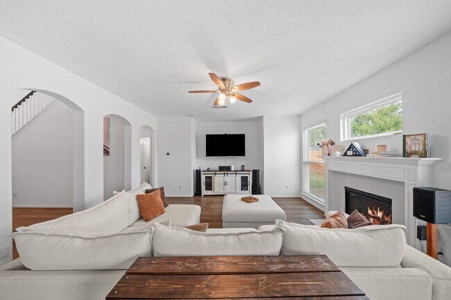 Building Photo - 18210 Juniper Creek Ln