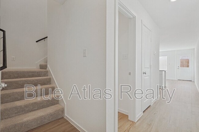 Building Photo - 4216 Haflinger Rd