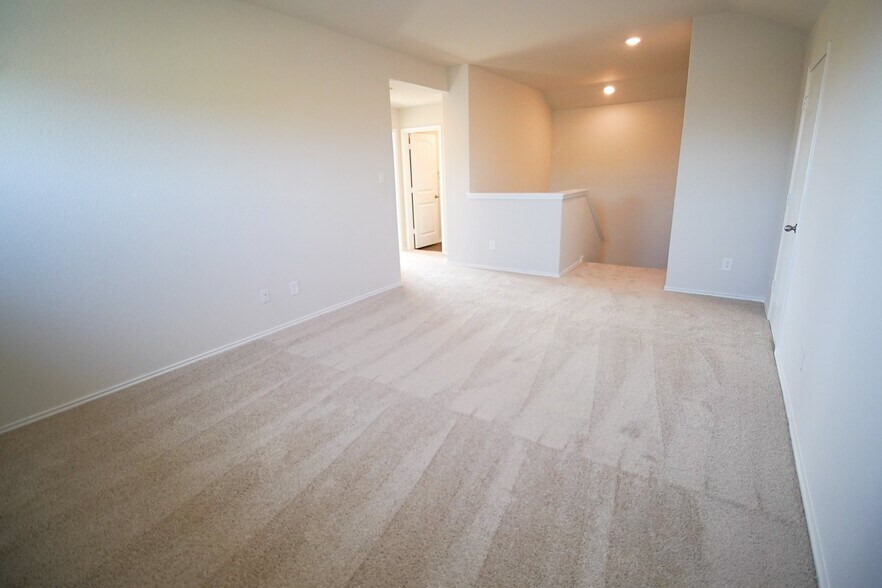 Building Photo - 472 Desert Willow