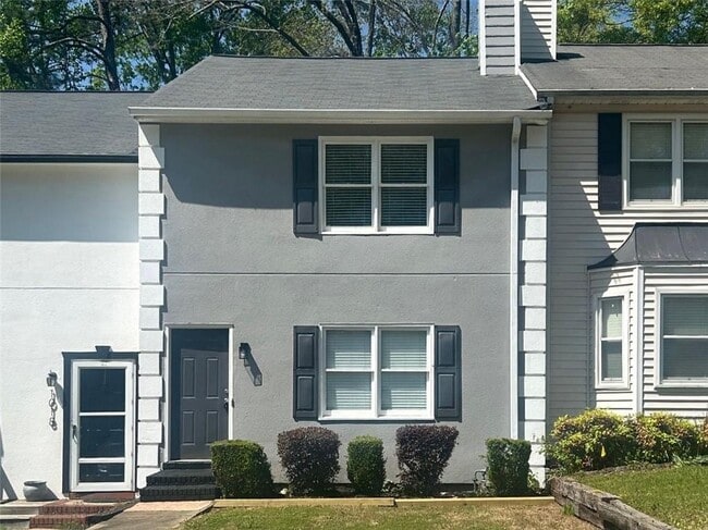 Primary Photo - 1016 Kennesborough Rd NW