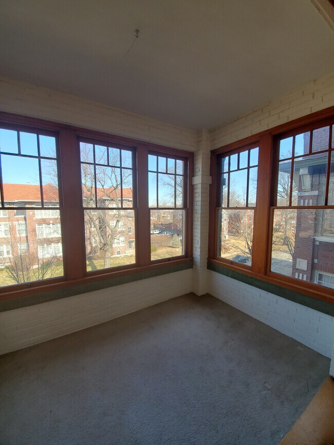 Building Photo - 5788 Pershing Ave