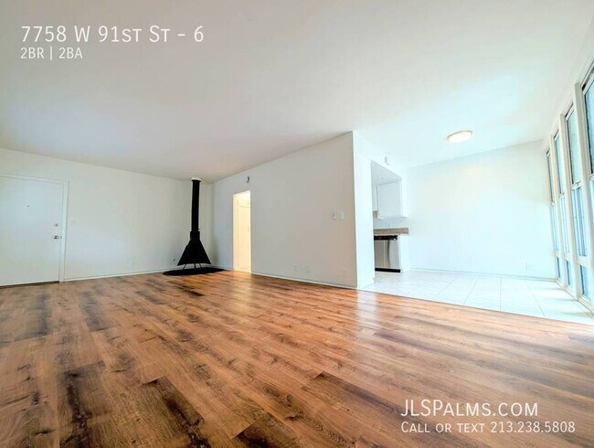 Building Photo - 7758 W 91st St