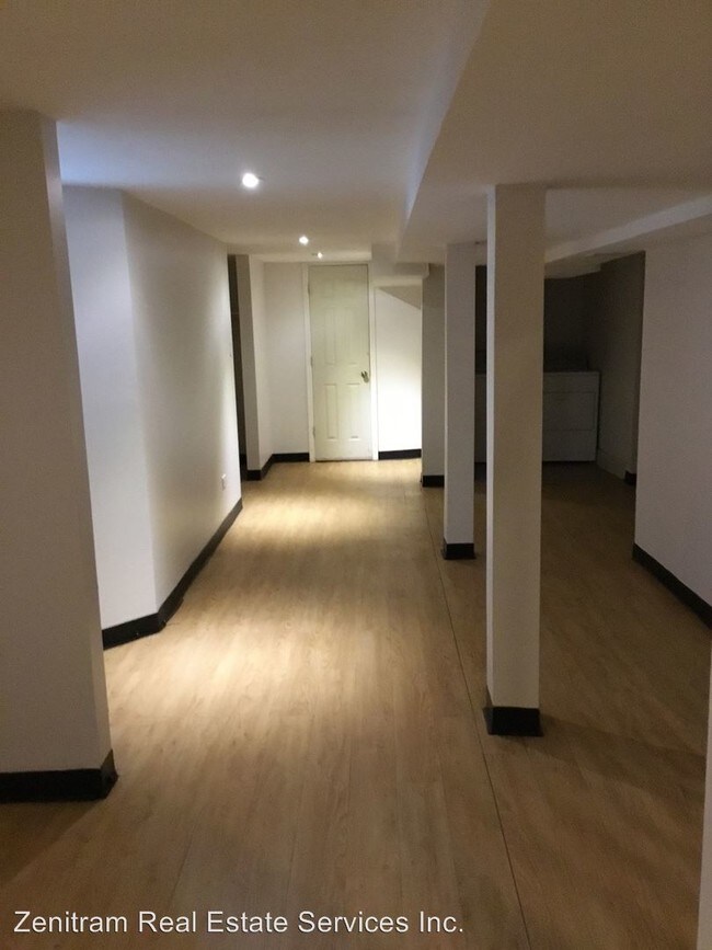 Building Photo - 4623 S Evans Ave