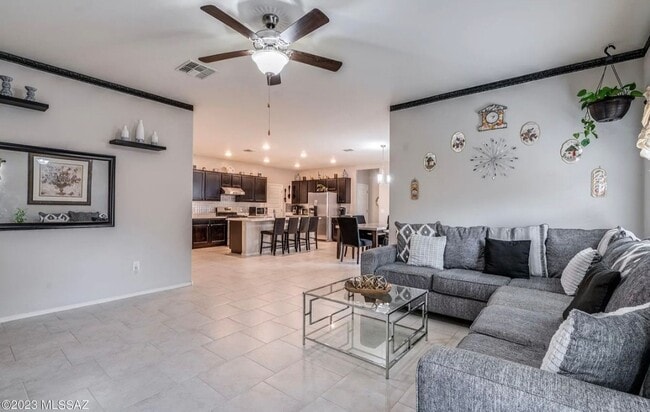 Building Photo - 6213 S Blue Water Dr