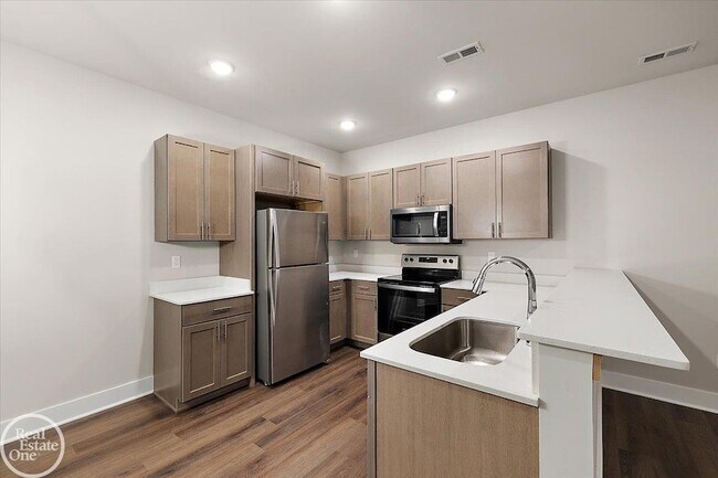 Building Photo - 2850 Barrington Square